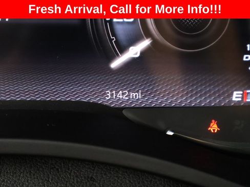 Used 2025 RAM 2500 Laramie AWD/4WD image 44