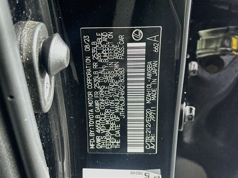 Used 2024 Lexus UX 250h FWD w/ Premium Package image 12