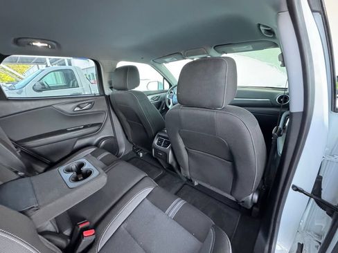 Used 2024 Chevrolet Blazer LT FWD image 25