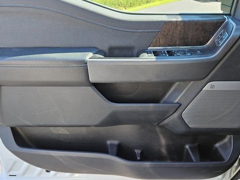 Used 2023 Ford F250 Lariat w/ Lariat Ultimate Package image 27