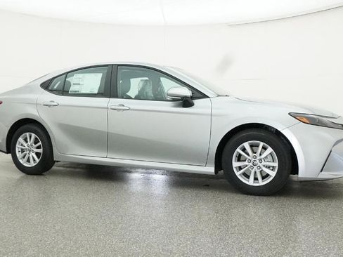 New 2026 Toyota Camry LE image 28