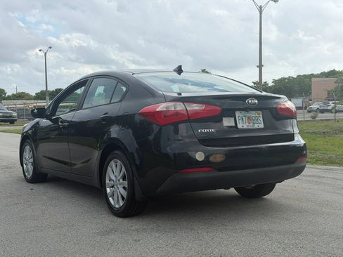 Used 2014 Kia Forte LX w/ Popular Package FWD image 9