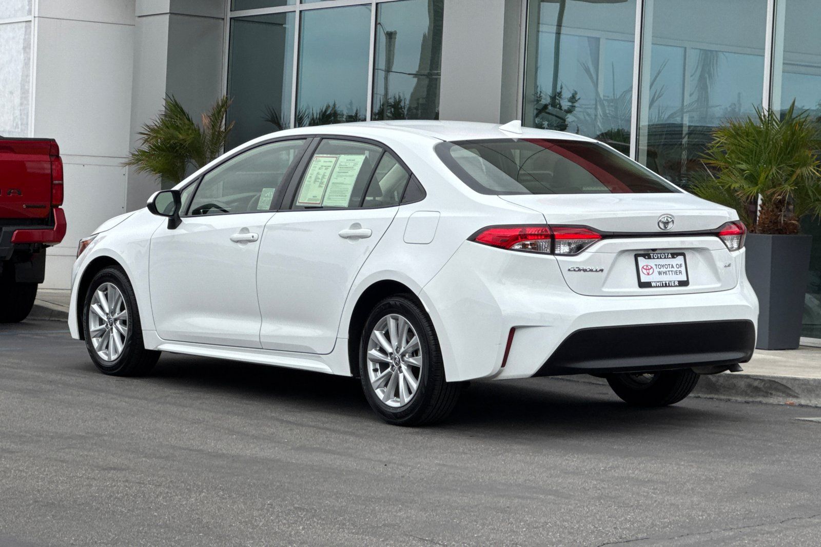 Used 2023 Toyota Corolla LE w/ LE Convenience Package FWD image 8