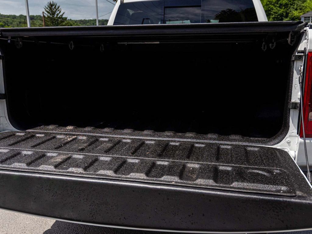 Used 2022 RAM 1500 Laramie AWD/4WD image 34
