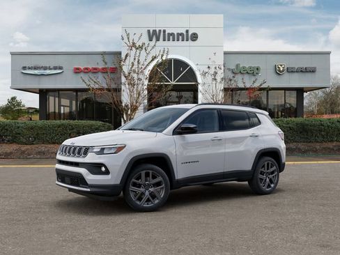 New 2026 Jeep Compass Latitude AWD/4WD image 2