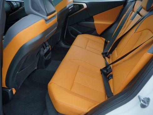 Used 2025 BMW X3 xDrive30i w/ Premium Package image 19