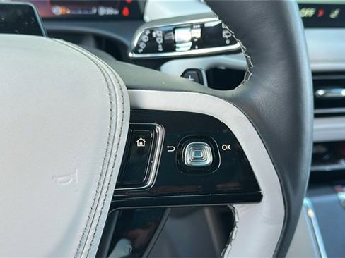 New 2026 Lincoln Aviator Premiere image 24