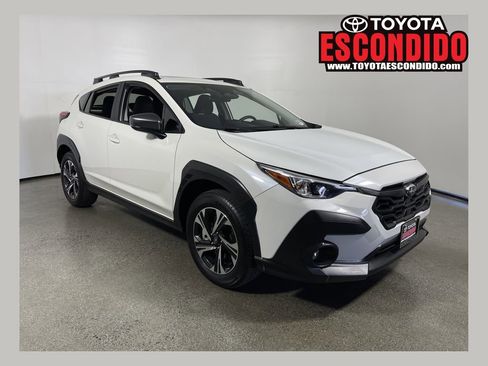 Used 2025 Subaru Crosstrek 2.0i Premium image 1