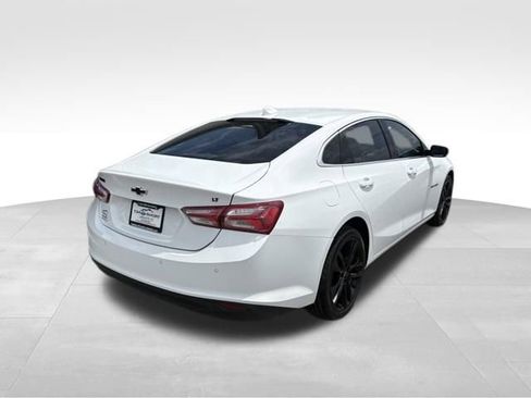 Used 2024 Chevrolet Malibu LT w/ Sport Edition FWD image 2