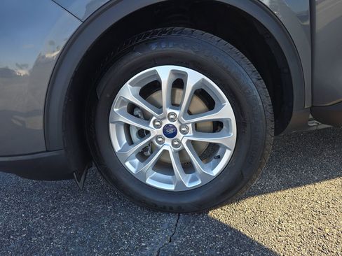 Used 2021 Ford Escape SE w/ Convenience Package image 25