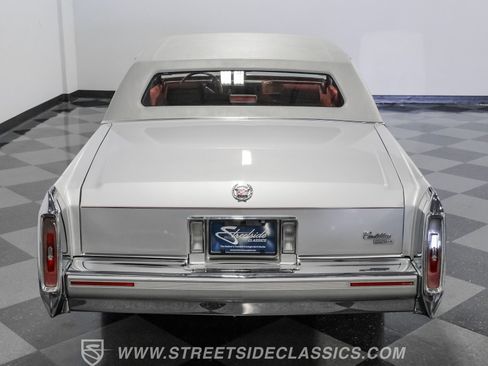 Used 1991 Cadillac Brougham image 33