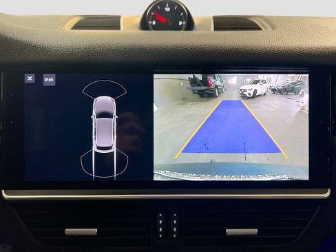 Used 2019 Porsche Cayenne image 10