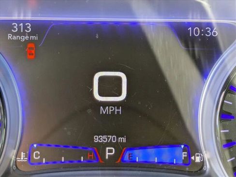 Used 2019 Chrysler 300 S image 7