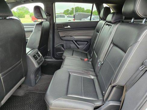 Used 2022 Volkswagen Atlas Cross Sport SEL AWD/4WD image 14