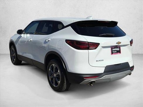 Used 2025 Chevrolet Blazer LT image 8