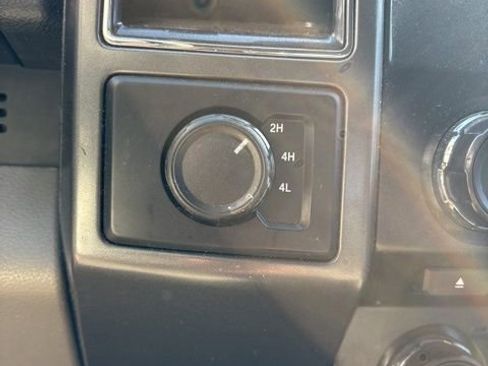 Used 2018 Ford F150 XLT image 14