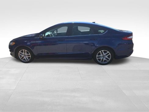 Used 2016 Ford Fusion SE FWD image 5