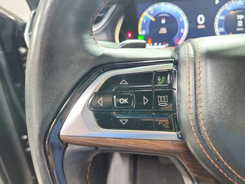 Used 2024 Jeep Grand Cherokee L Summit AWD/4WD image 21