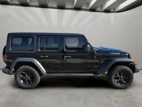Used 2020 Jeep Wrangler Unlimited Sport image 7