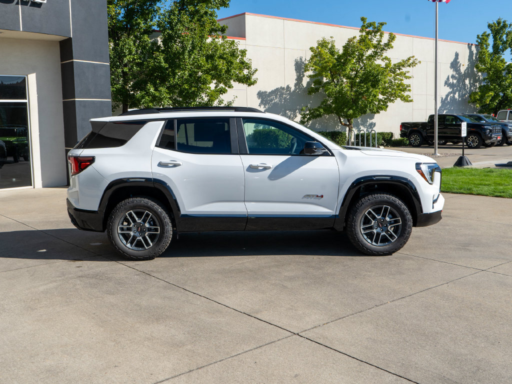 New 2027 GMC Terrain AT4 w/ Convenience Package III AWD/4WD image 8