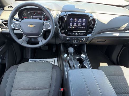 Used 2023 Chevrolet Traverse LT FWD image 14