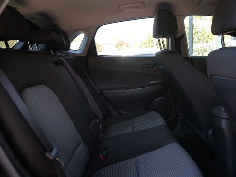 Used 2019 Hyundai Kona SEL FWD image 33