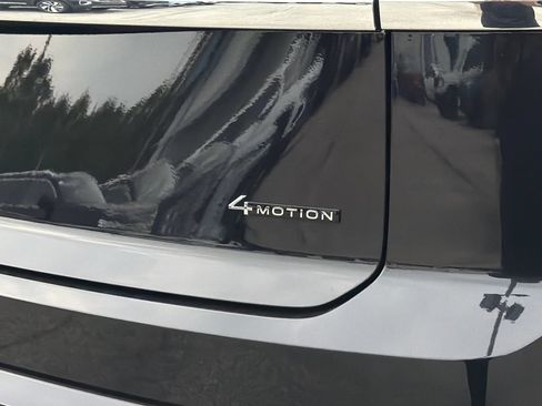 New 2026 Volkswagen Atlas Cross Sport SE AWD/4WD image 6
