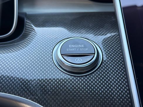 Certified 2023 Mercedes-Benz C 300 Sedan image 20