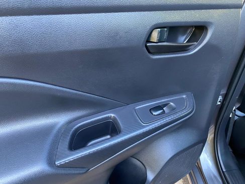 Used 2024 Nissan Versa S image 34