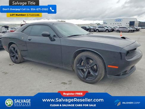 Used 2018 Dodge Challenger R/T RWD image 5