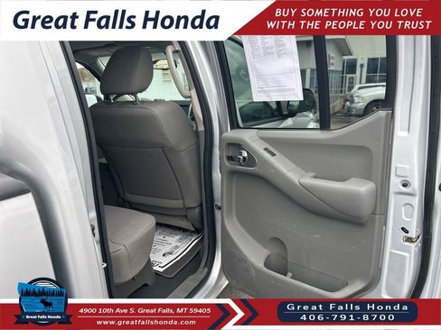 Used 2020 Nissan Frontier SV AWD/4WD image 22