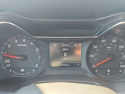 Used 2023 Chevrolet TrailBlazer LT w/ Convenience Package FWD image 16