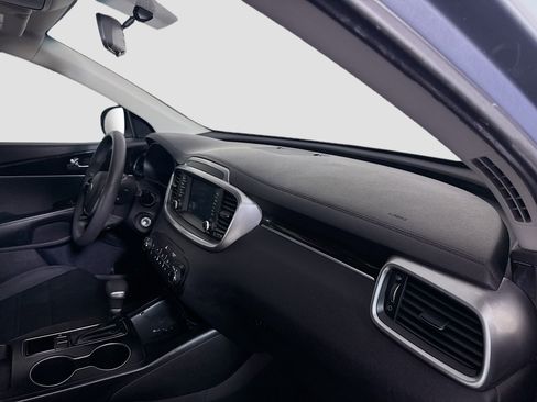 Used 2020 Kia Sorento L image 29