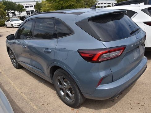 Used 2023 Ford Escape ST-Line w/ Tech Pack #1 FWD image 7