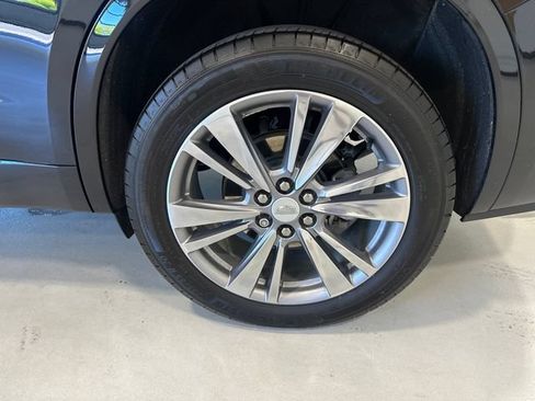 Certified 2024 Cadillac XT6 Premium Luxury AWD/4WD image 9