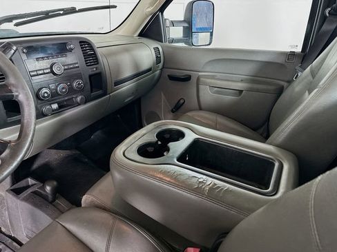 Used 2013 GMC Sierra 2500 W/T w/ Snow Plow Prep Package image 22