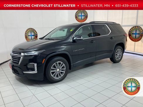 Used 2022 Chevrolet Traverse LT AWD/4WD image 1