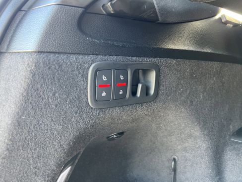 Used 2025 Audi Q7 3.0T Premium Plus image 33