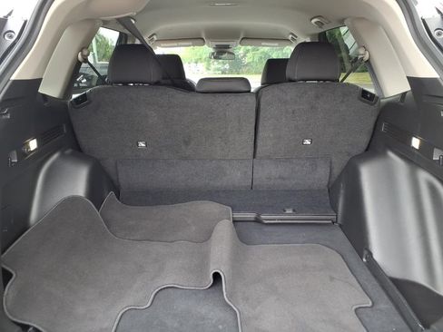 Used 2025 Honda CR-V LX image 16