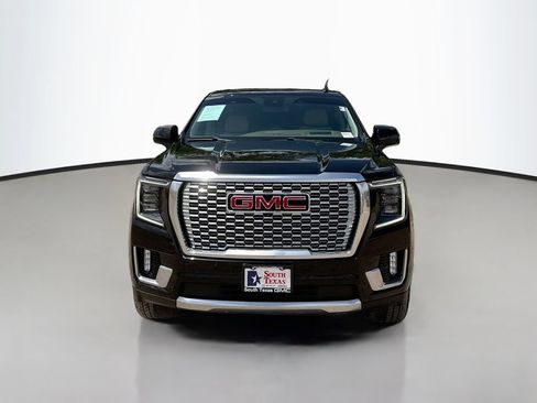 Used 2024 GMC Yukon Denali RWD image 2