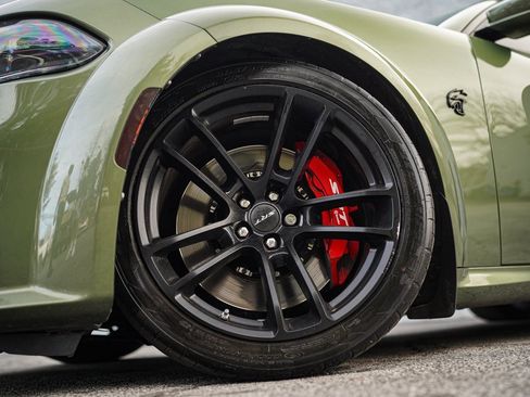 Used 2021 Dodge Charger SRT Hellcat image 18