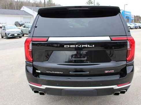 Used 2025 GMC Yukon Denali w/ Sun & Power Step Package image 49