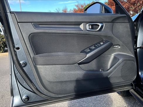 Used 2023 Honda Civic LX image 21