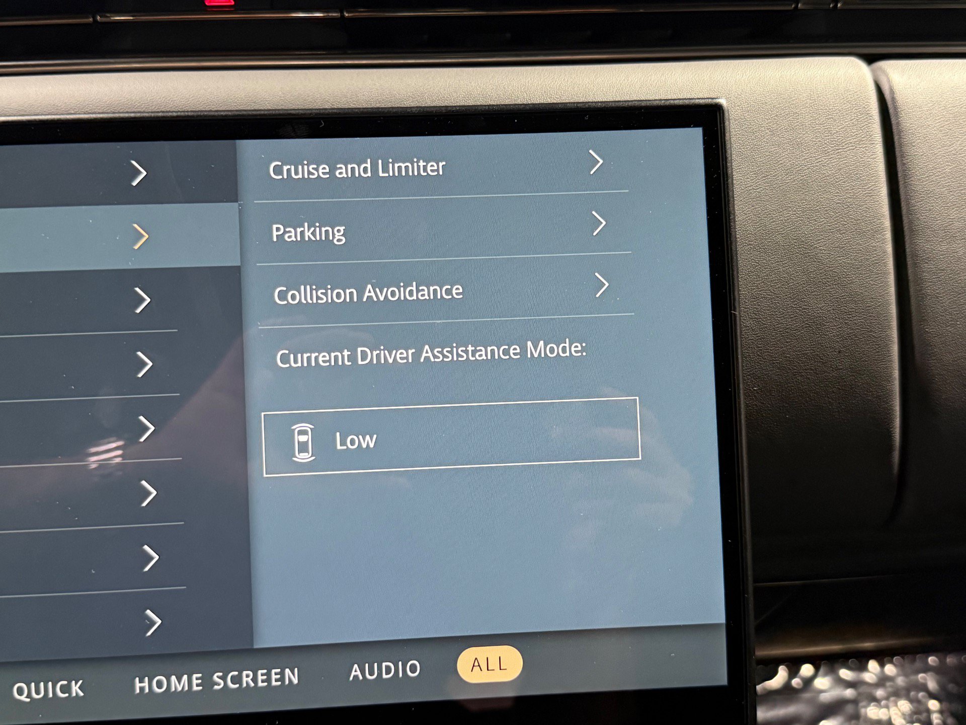 Used 2024 Land Rover Range Rover SE AWD/4WD image 43