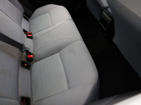 Used 2022 Toyota Corolla SE image 15