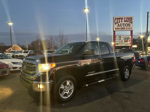 Used 2015 Toyota Tundra SR5 image 9