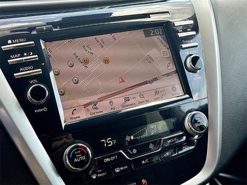 Used 2020 Nissan Murano SL w/ Moonroof Package image 11