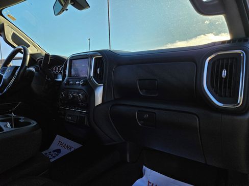 Used 2020 Chevrolet Silverado 1500 LT w/ All-Star Edition image 18