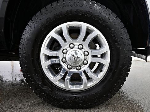 Used 2018 RAM 2500 Laramie w/ Snow Chief Group image 37