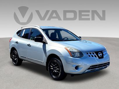 Used 2015 Nissan Rogue S w/ Convenience Package